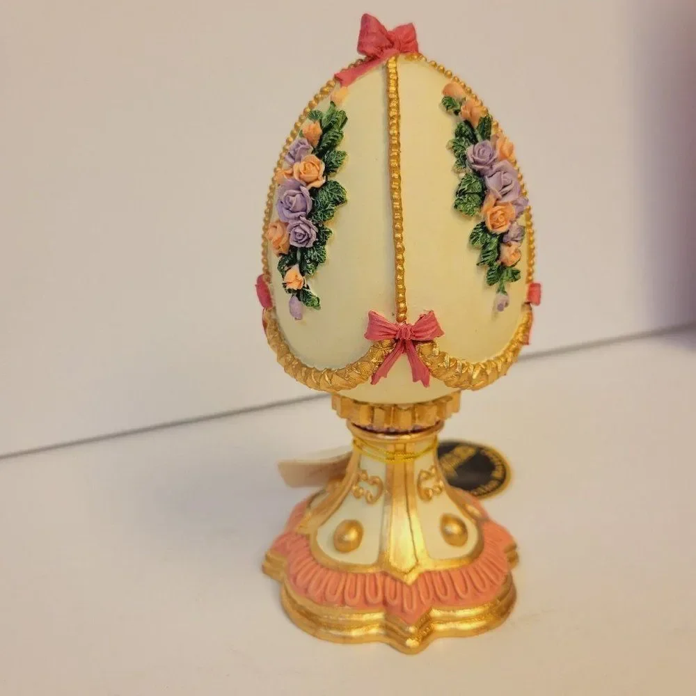 Lefton Royal Egg Collection Musical Box New